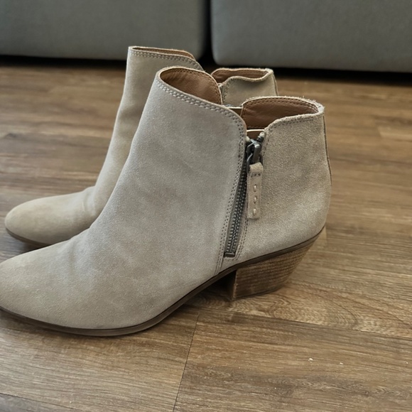 Size 10 Double Zip Booties - Picture 3 of 3